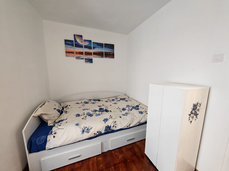 Titan, Policlinica, Nicolae Grigorescu,